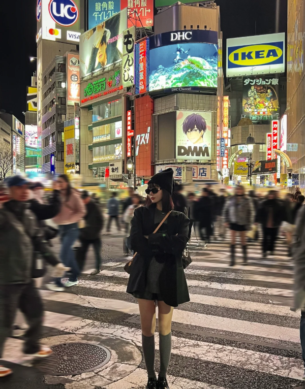 Photo at the iconic Shibuya intersection