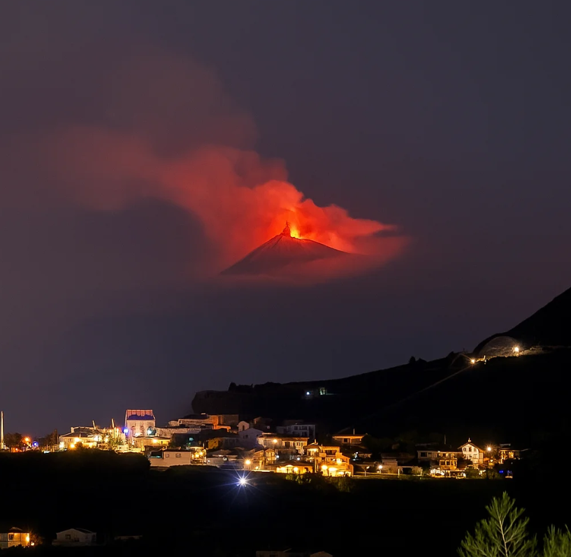 Coincidentally, we encountered the eruption of the Etna volcano at night